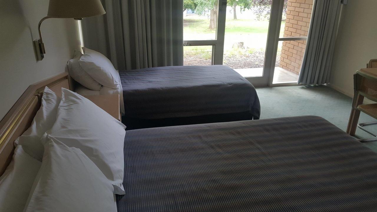 Moe Parklands Motel Экстерьер фото